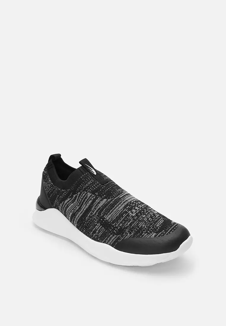 World balance all black shoes hotsell