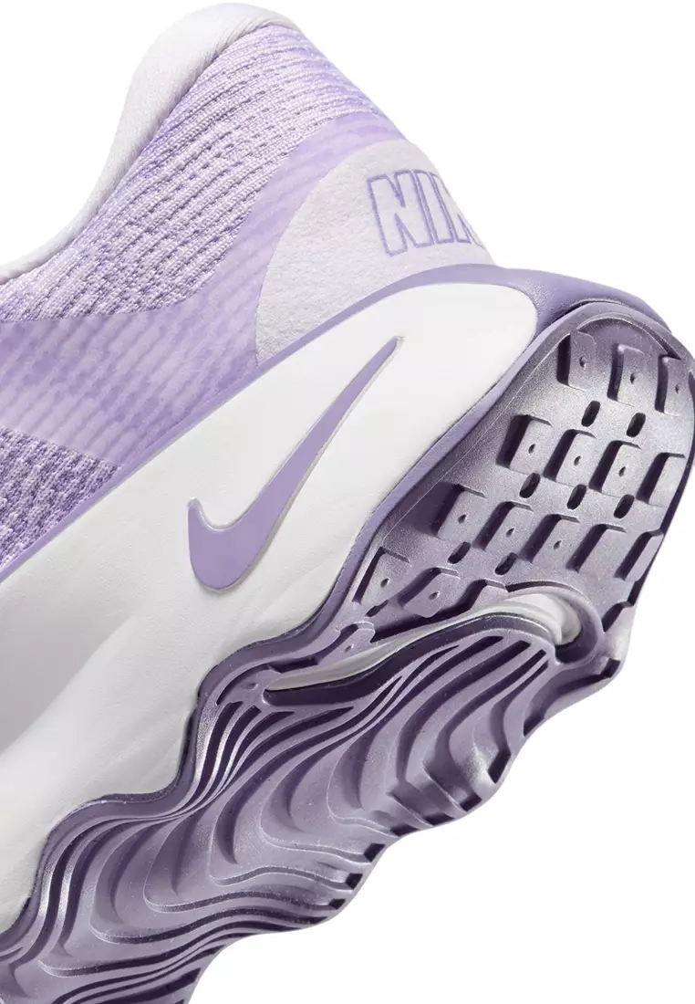 Motiva Walking Shoes