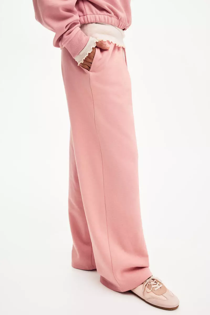 Wide joggers