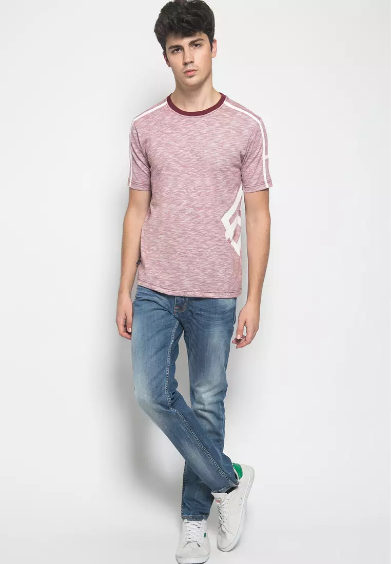 Johnwin - Kaos Casual - Kaos Pria - Kaos Sablon - Kaos Merah Muda - Slim Fit - ATS.623.M351.01.C