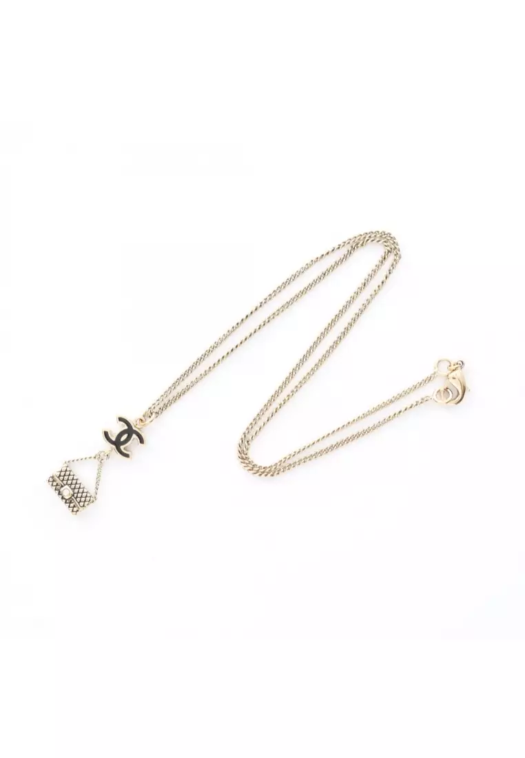 Pre-Loved Chanel coco mark matelasse necklace GP gold black 09P