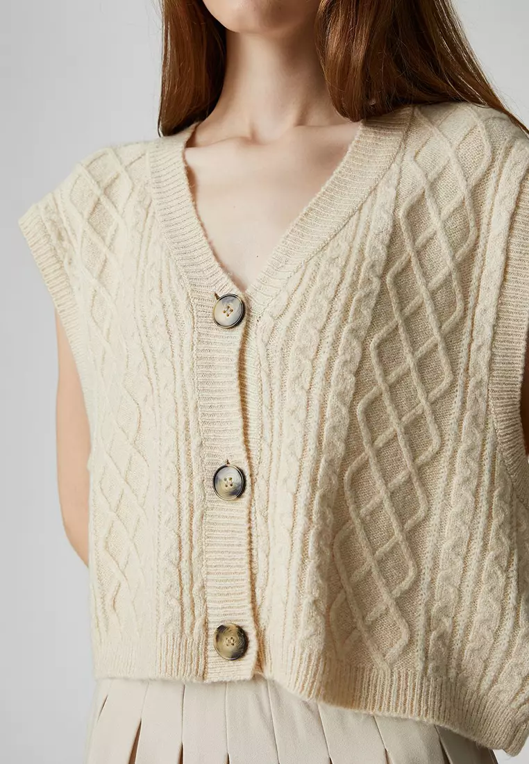Knit Patterned Buttoned Cardigan