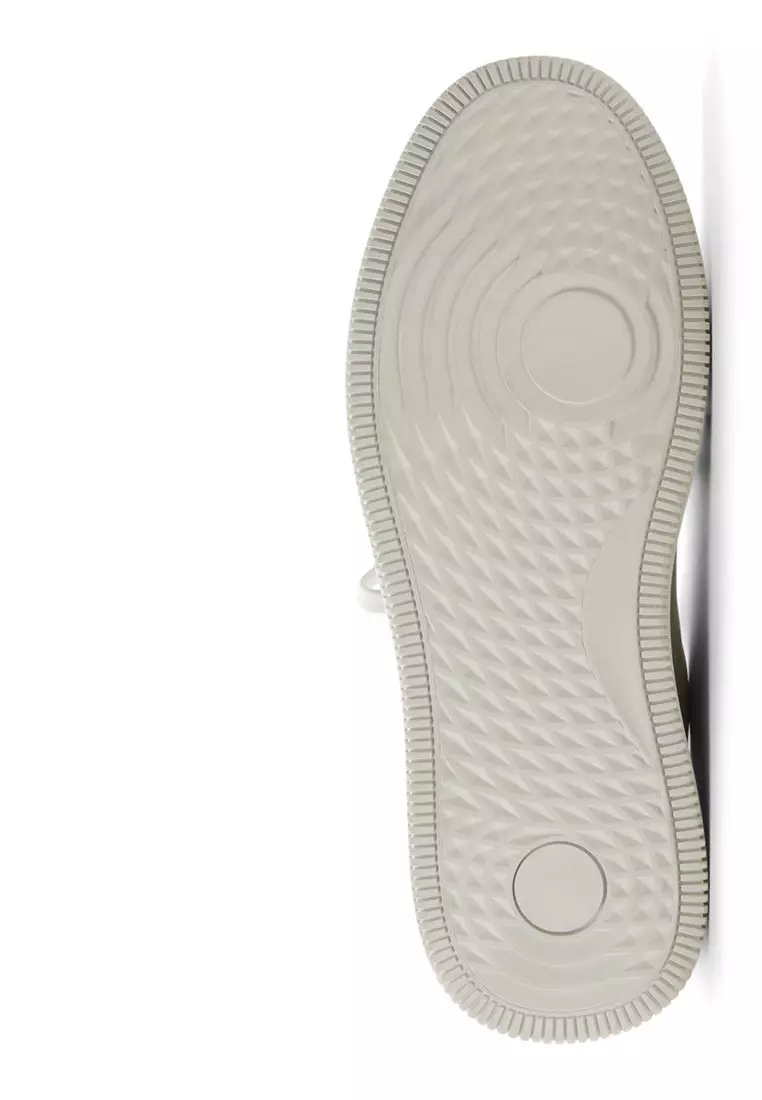 Shadwell Low-Top Sneakers