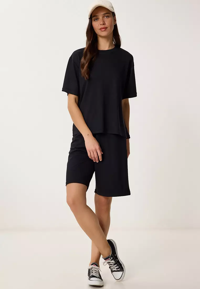 Women's Black Bermuda Shorts T-Shirt Set By00059