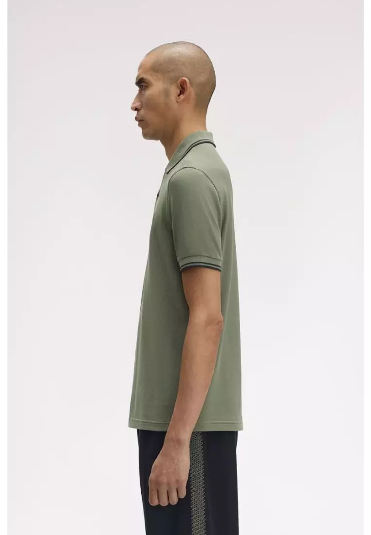 Fred Perry M3600 Twin Tipped Fred Perry Shirt (Laurel Wreath Green / Black / Black)