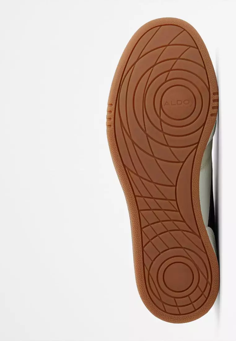 Ashwin Low-Top Sneakers