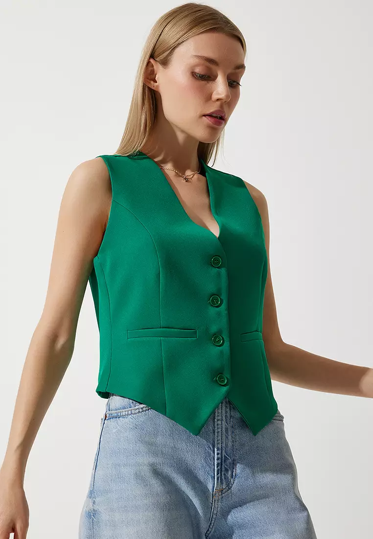 Short Fitted Vest