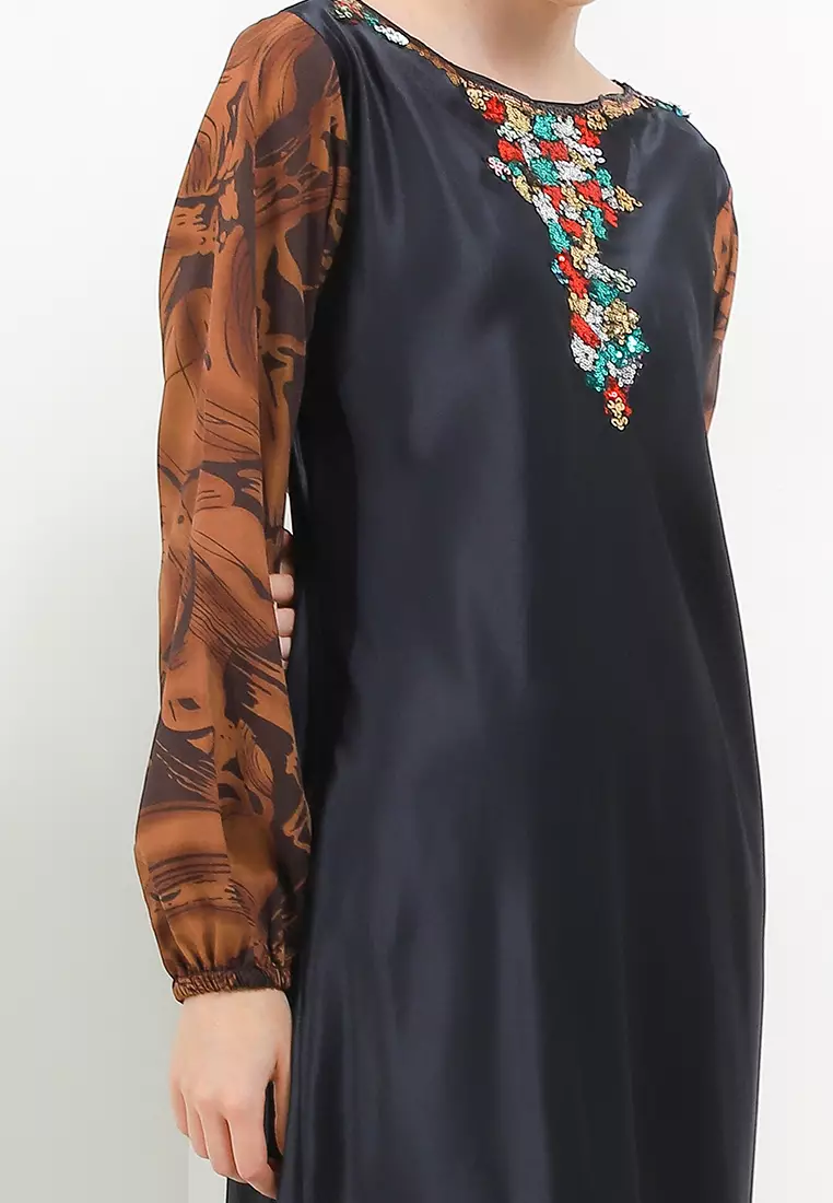 Abaya Serong Tangan Serut