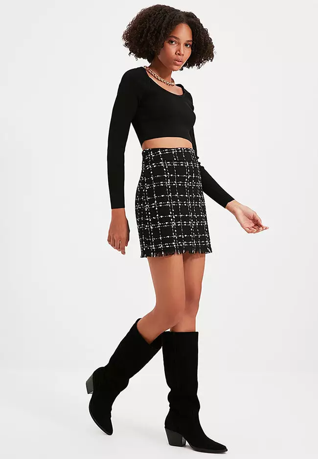Tassel Detailed Tweed Mini Skirt