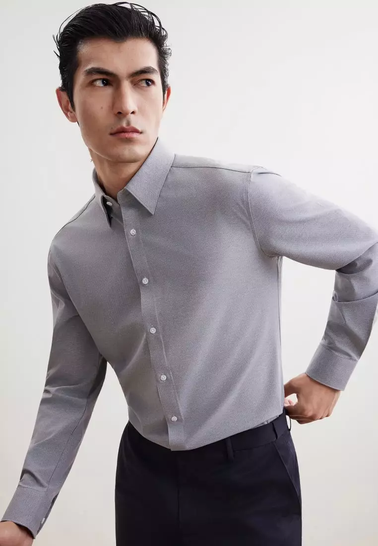 G2000 Non-Iron Dry Stretch Smart Fit Diamond Semi Solid Shirt