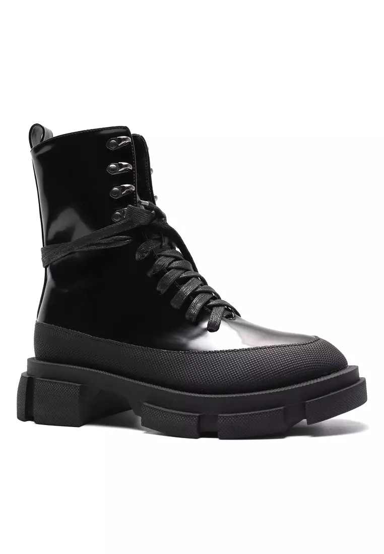 Twenty Eight Shoes Platform Lace Up Martin Boots YLT2020-5