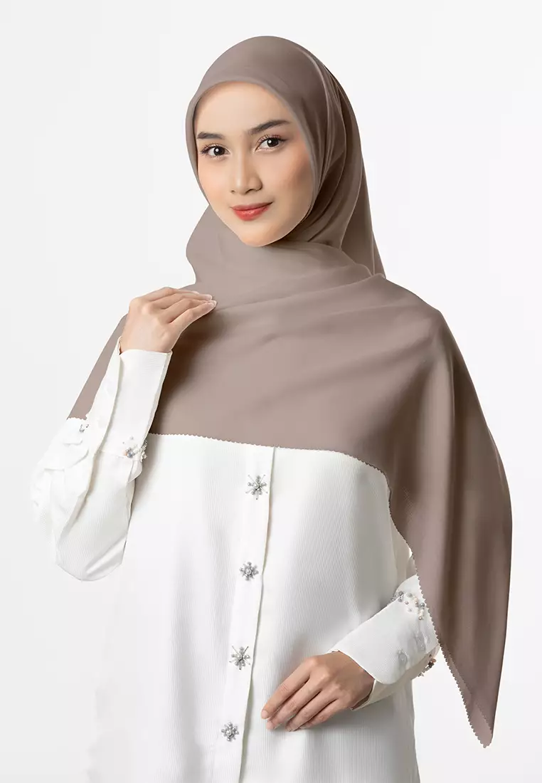 Jenna & Kaia - Sada Scarf Greyge - Hijab Kerudung Segi Empat