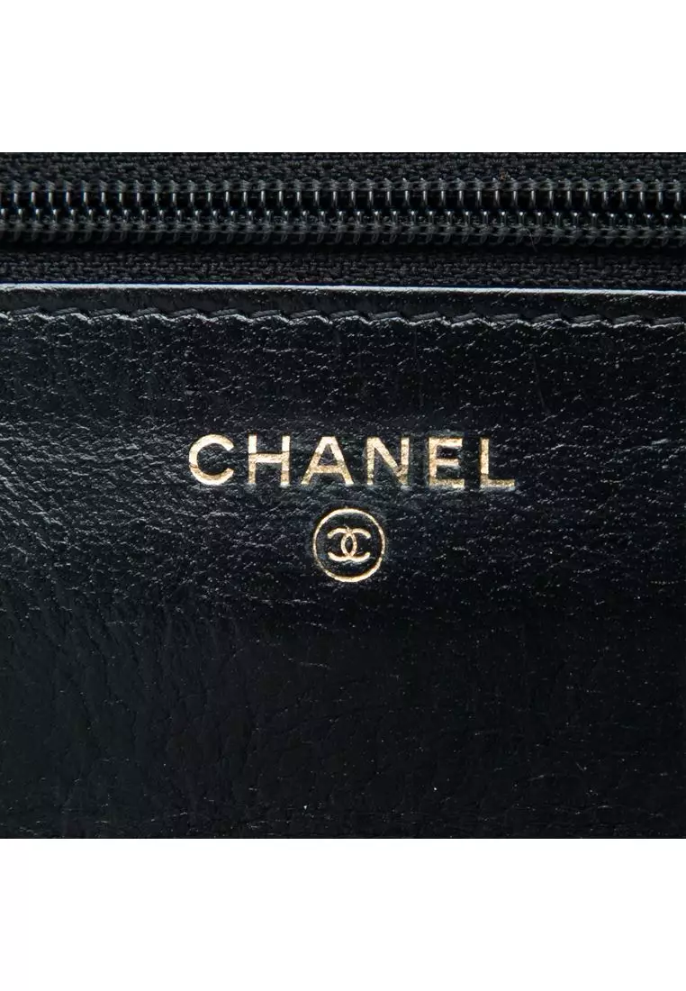 Pre-Loved Chanel Stitched Goatskin Golden Cc Wallet On Chain