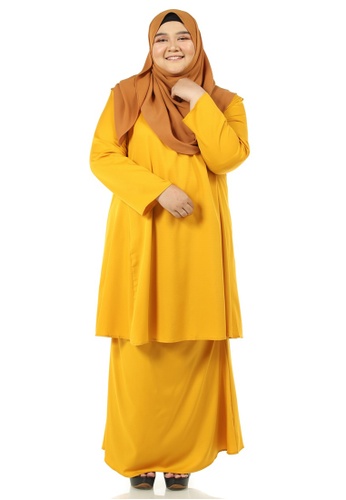 Afra Kurung Pahang Plus Size from Ashura in Yellow