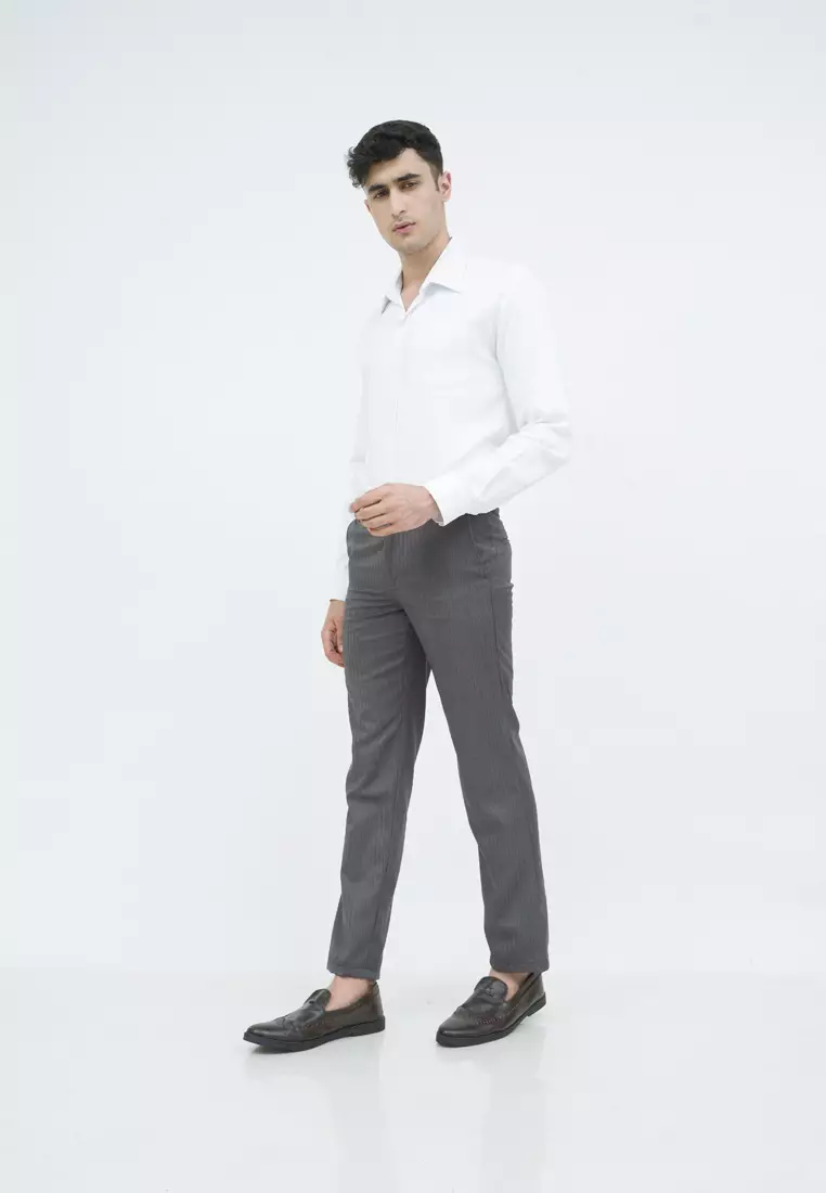 Celana panjang slim fit pria kerja formal garis halus abuabu houseofcuff