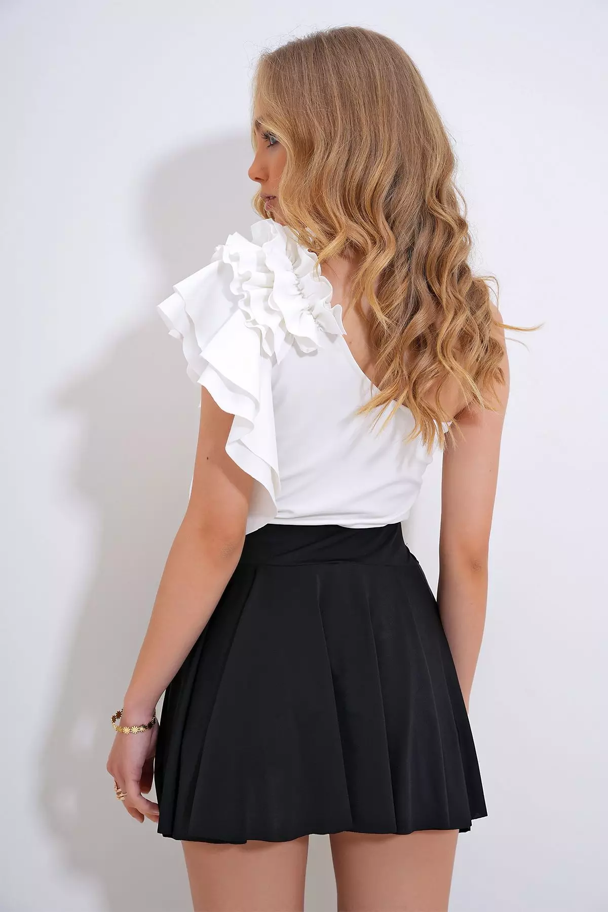 Ruffle One Shoulder Top