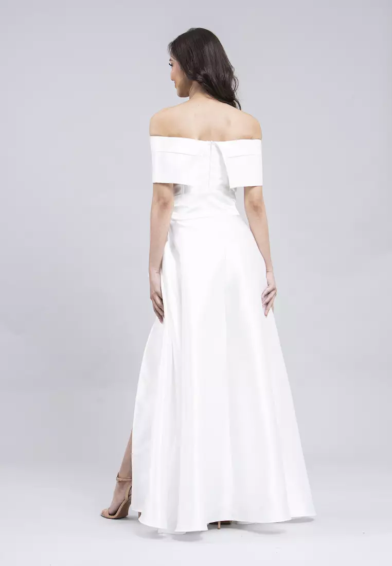 Apartment 8 gowns discount price