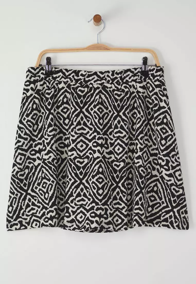 Black Ethnic Patterned Plus Size Shorts Skirt TBBSS25AP00025