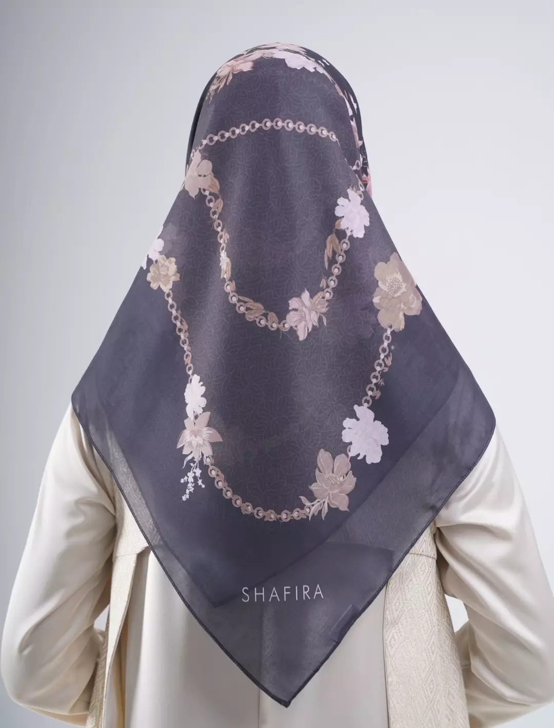 Niomy Printed Scarf Black | Hijab Kerudung Segi Empat Motif