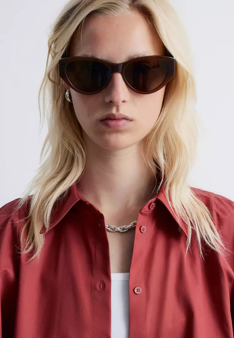 Voluminous Balloon-Sleeve Blouse