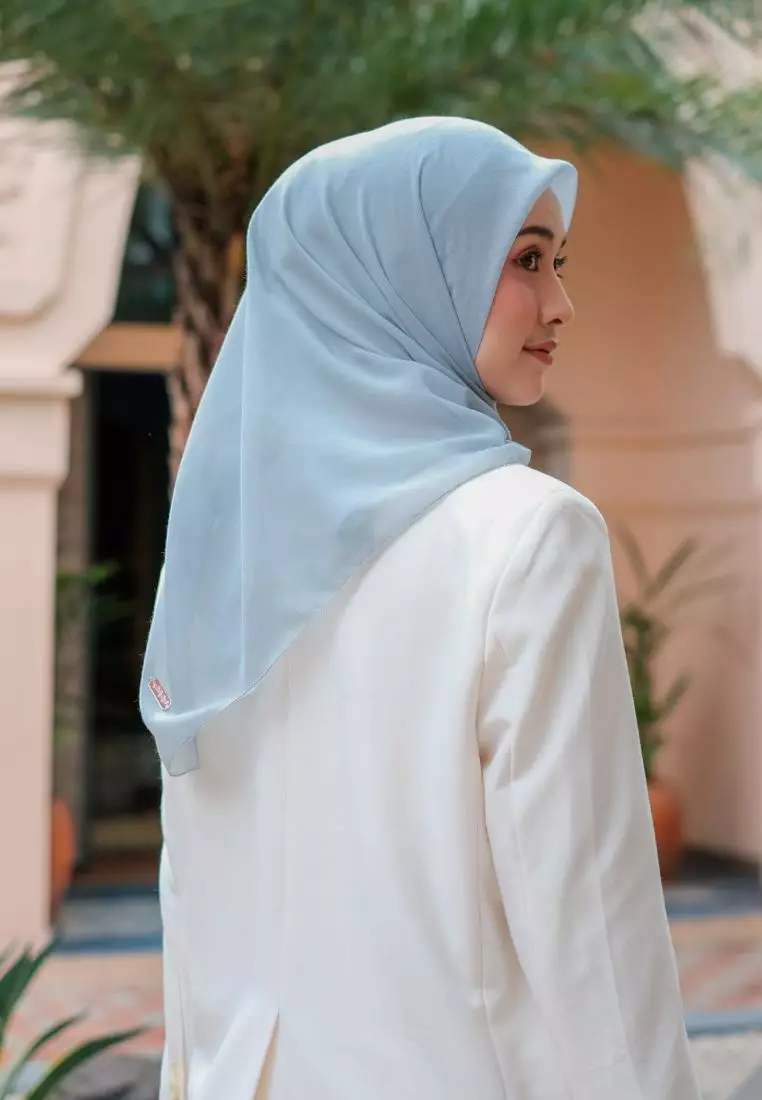 Hijab Segi Empat Voal Anabela Eyelash Dusty Blue