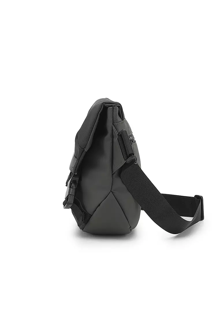 Men's Chest Bag / Sling Bag / Crossbody Bag - Black / Green
