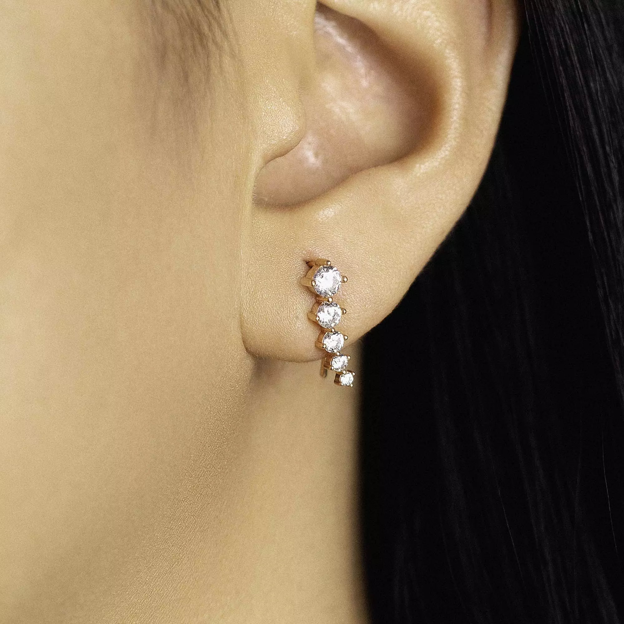 Anting Tusuk Emas 7k - Aqila Gold Earring - Luxxe 01 Collection - Juene Jewelry