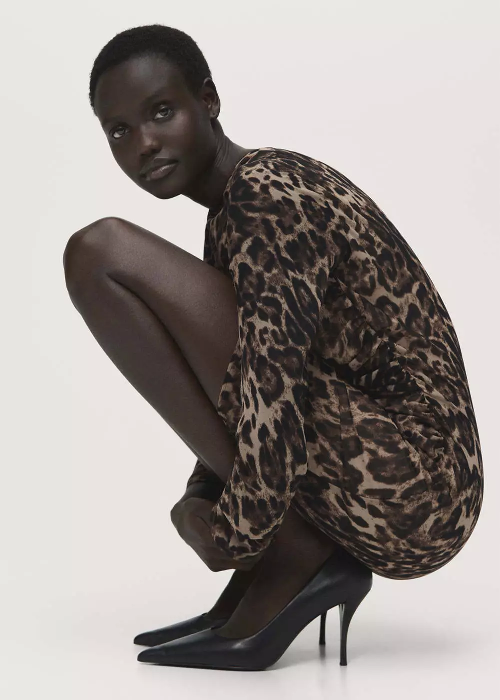 Gaun motif leopard pinggang berkerut