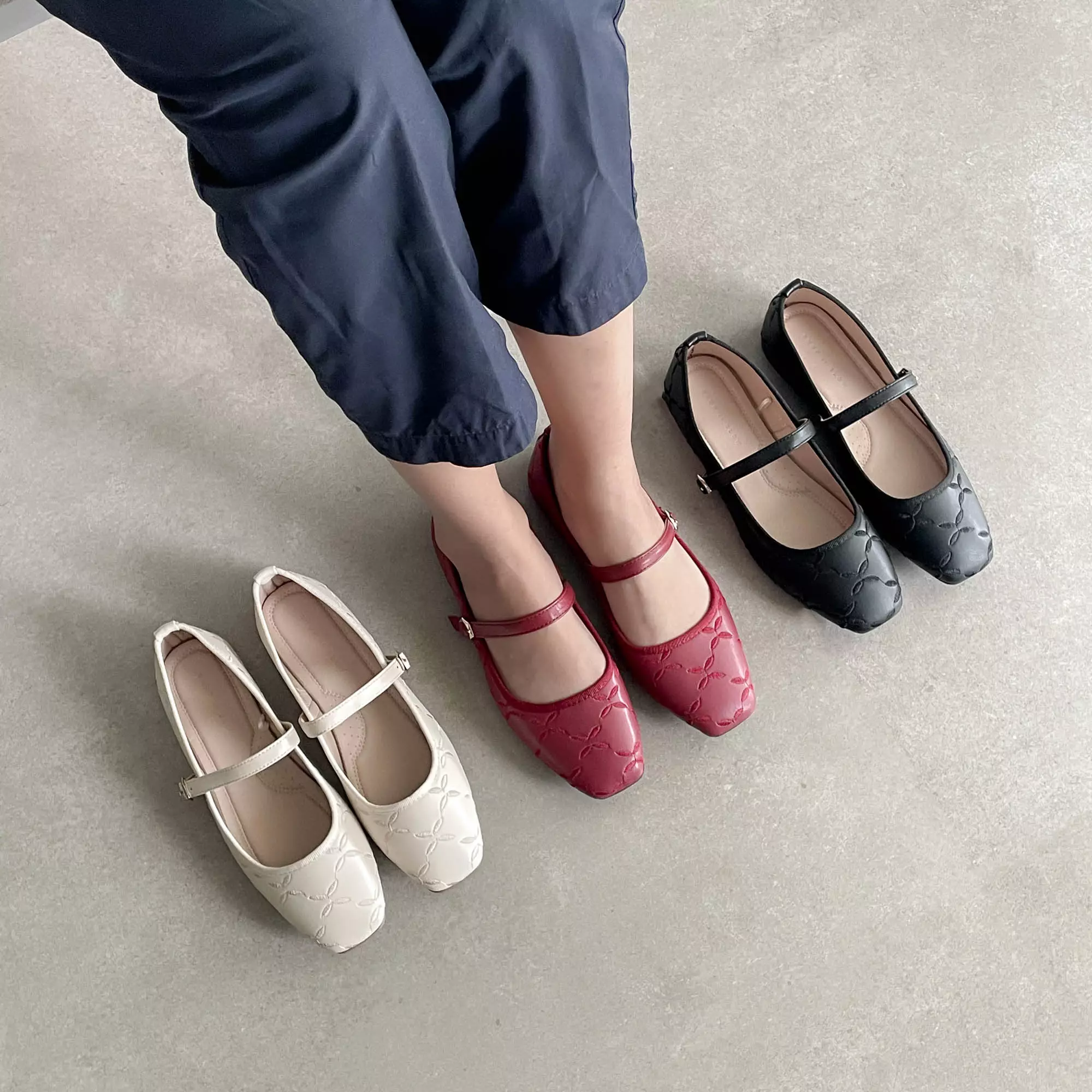 Blow Saras Signature Mary Jane Flats MINNIK 0011