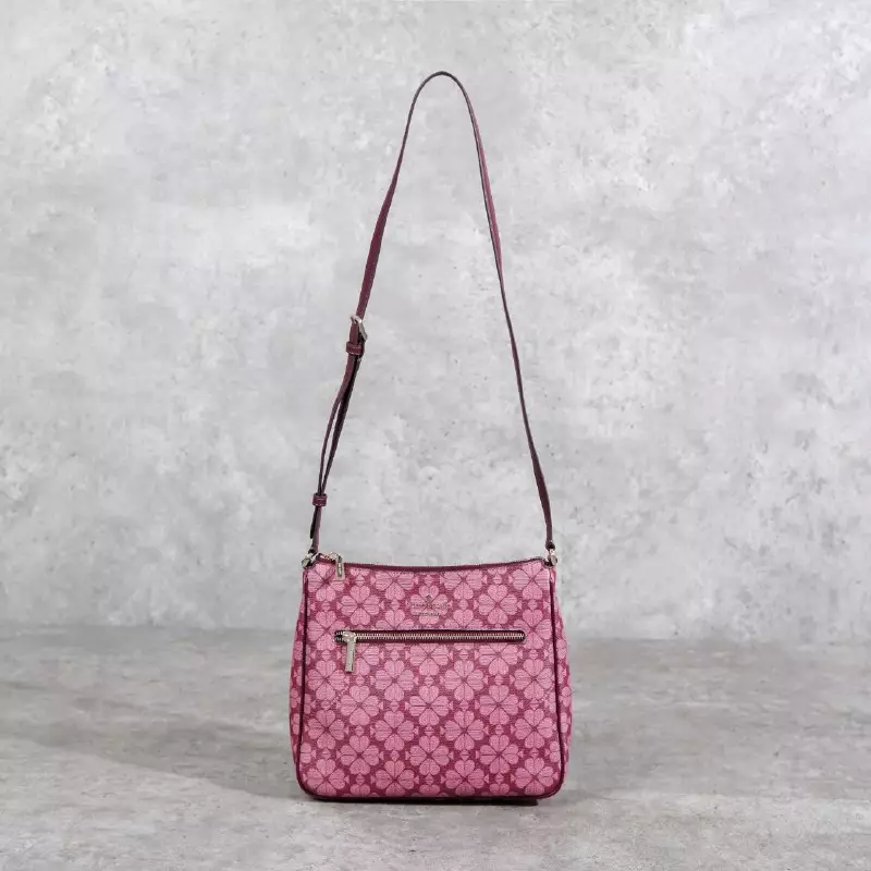 Tas KATE SPADE JACQUARD MONOGRAM MAROON SHOULDER BAG 100% ORIGINAL