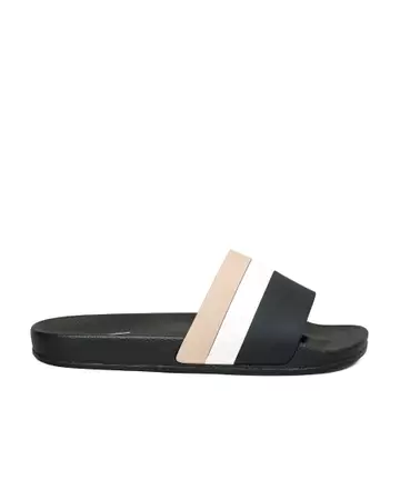 Hitam