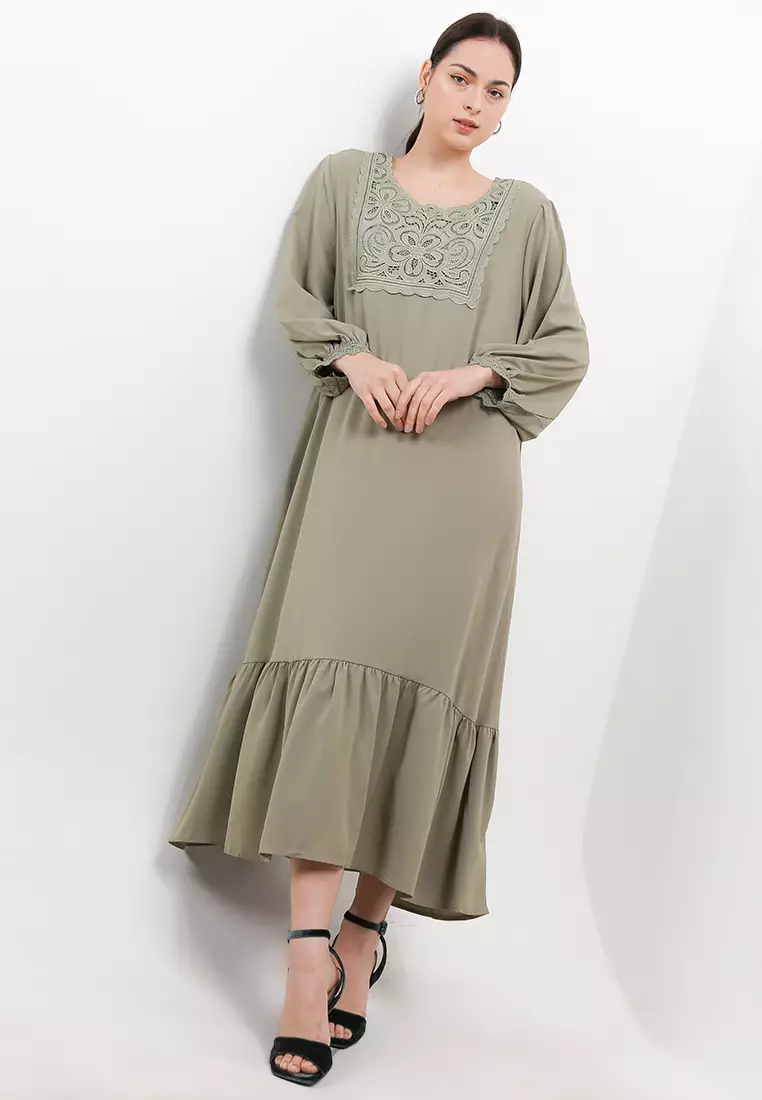 L/S Ruffle Hem Emb & Lace Detail Long Dress