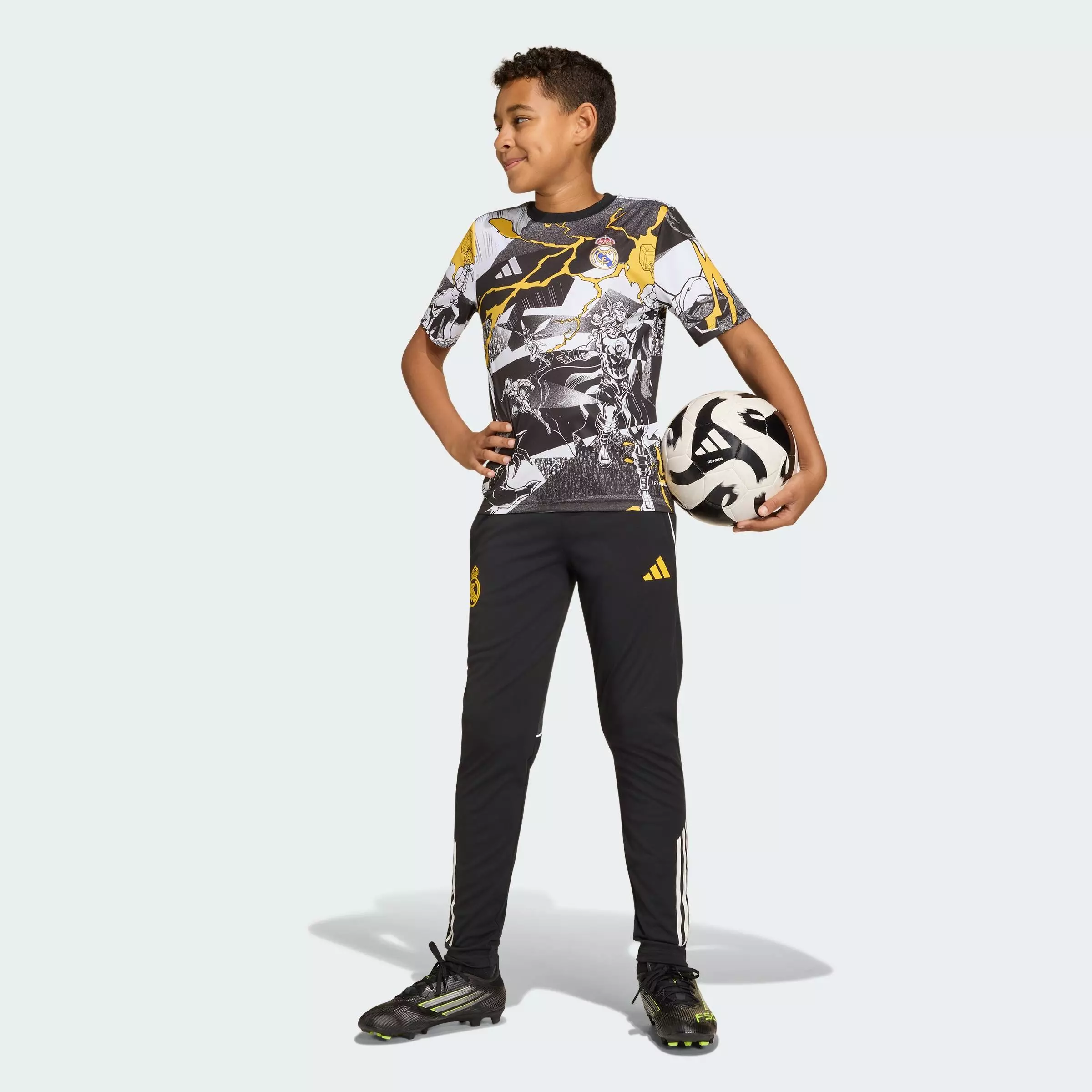 Football Real Madrid Avengers 25/26 Pre-Match Shirt Kids Unisex White JZ9016