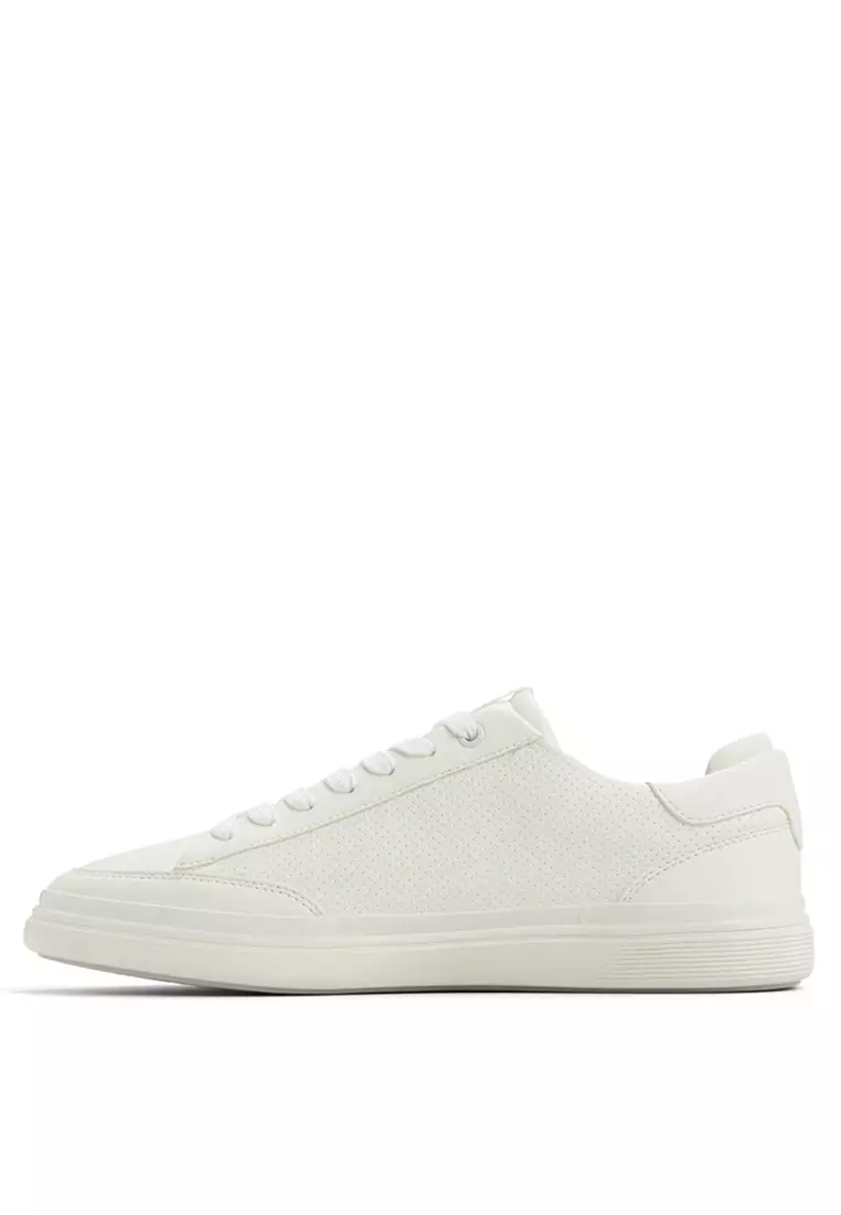 Stepup Sneakers