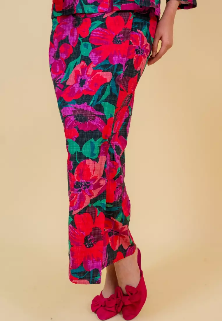 Bayu Somerset Melour Kebaya - Petra