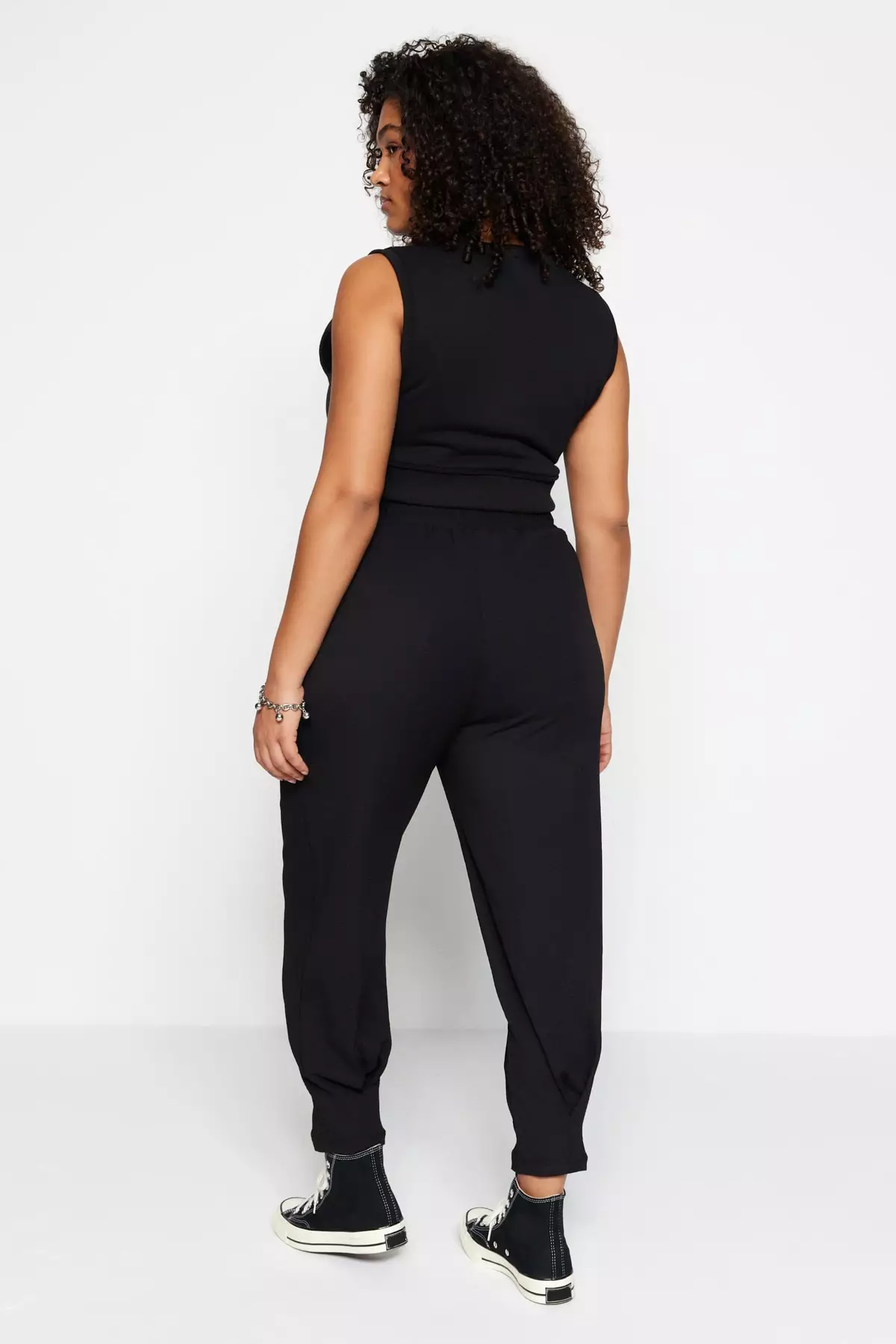 Plus Size Carrot Fit Trousers