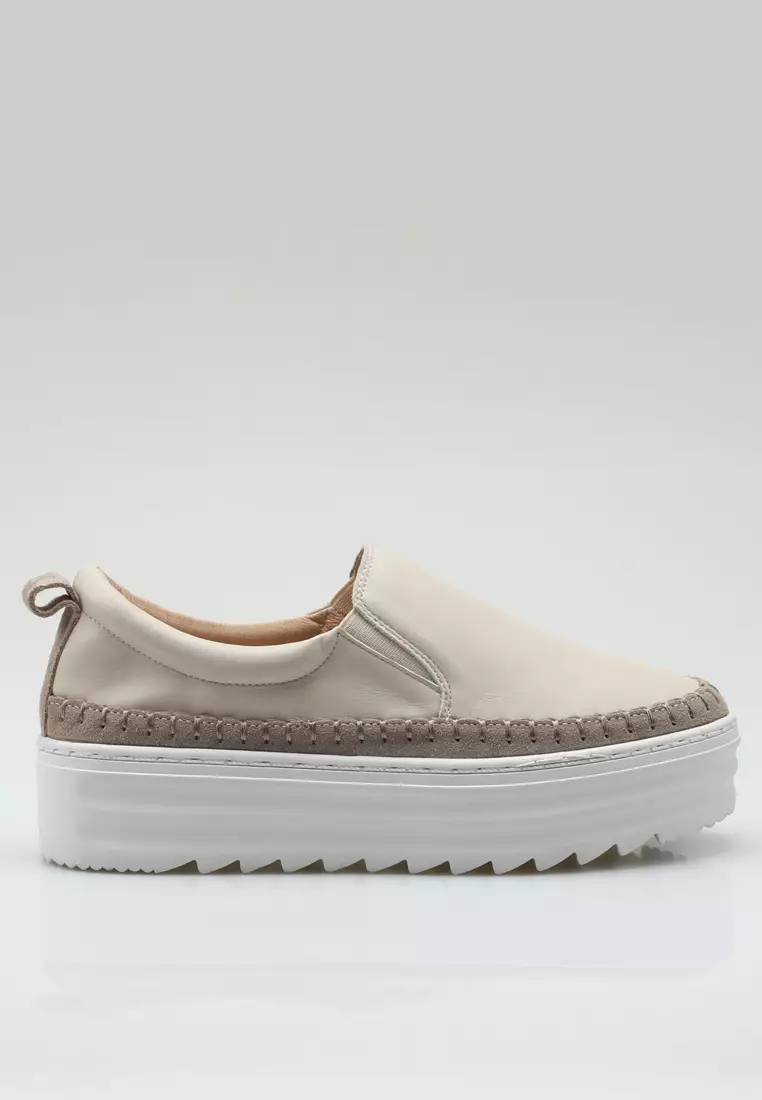 Discount on Twenty Eight Shoes  shoes - SKU: Platform Leather Slip-Ons Th801-8