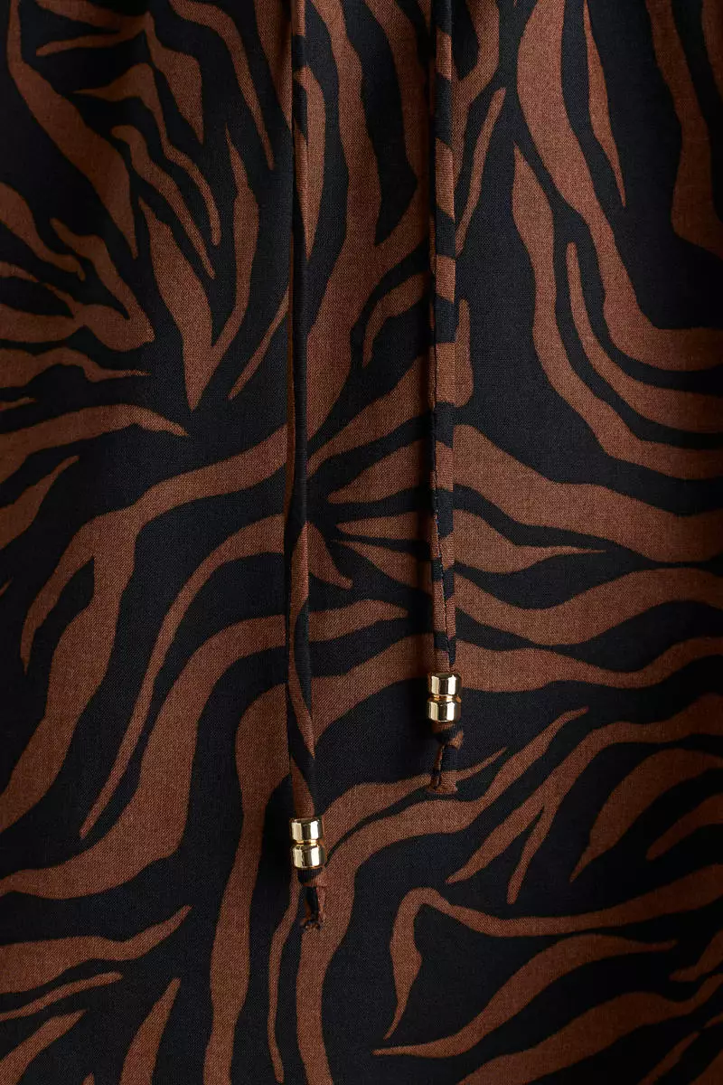 Printed drawstring shorts