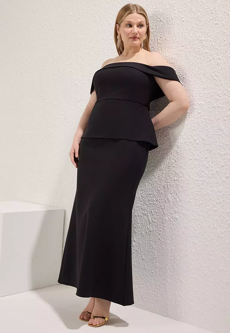 Black Square Neck Drop Sleeve Chic/Night Woven Plus Size Dress TBBSS25AH00147