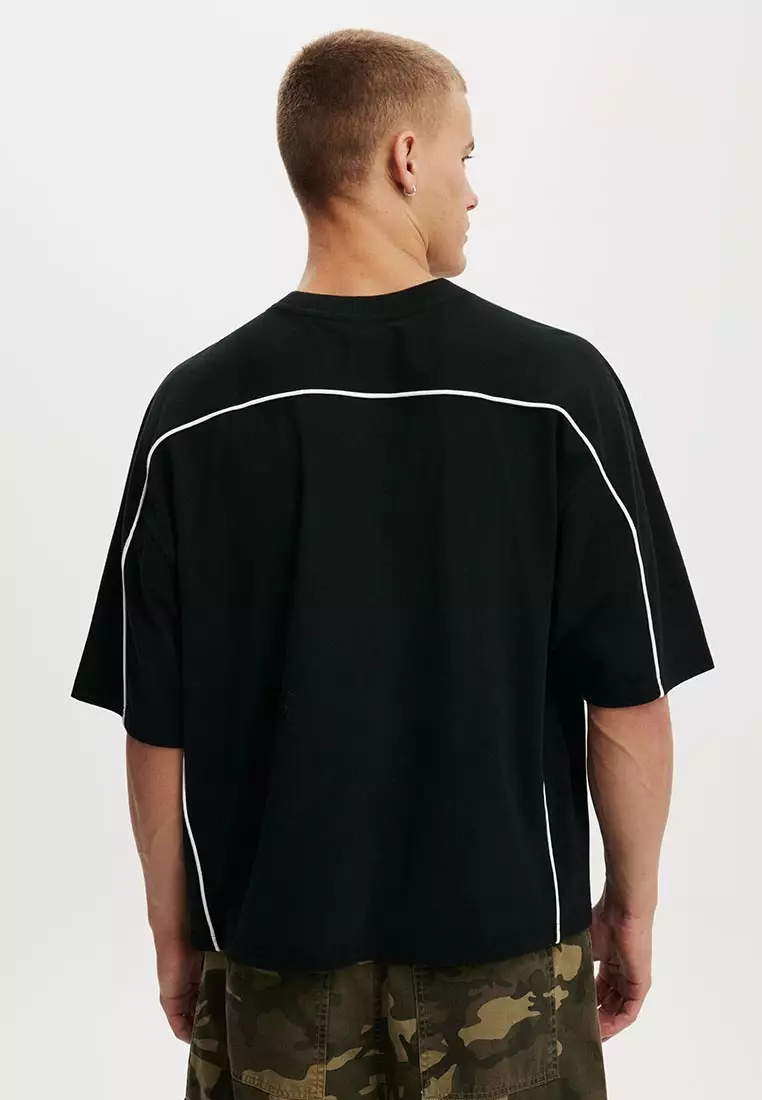 Cropped Fit T-Shirt