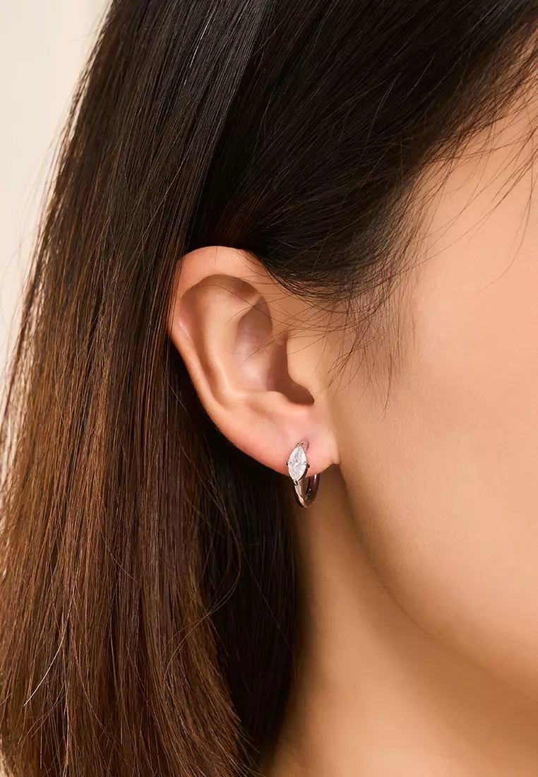 Elaine Oval-Cut Hug Hoop Earrings in Silver