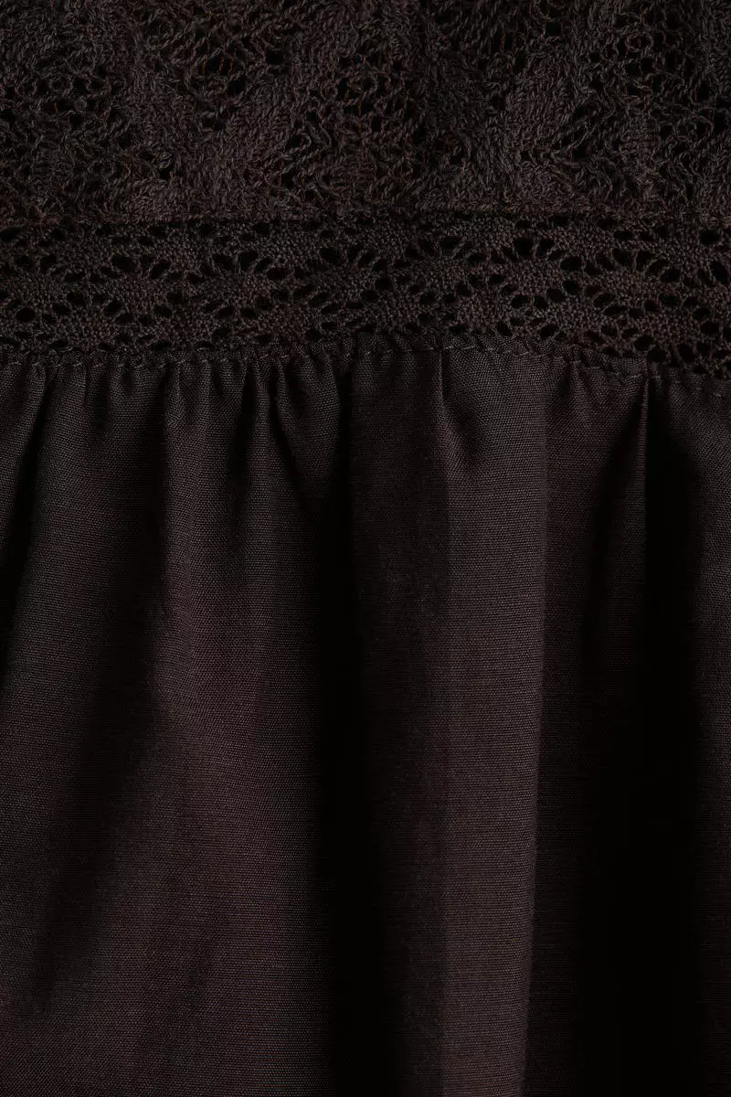Lace-detail blouse