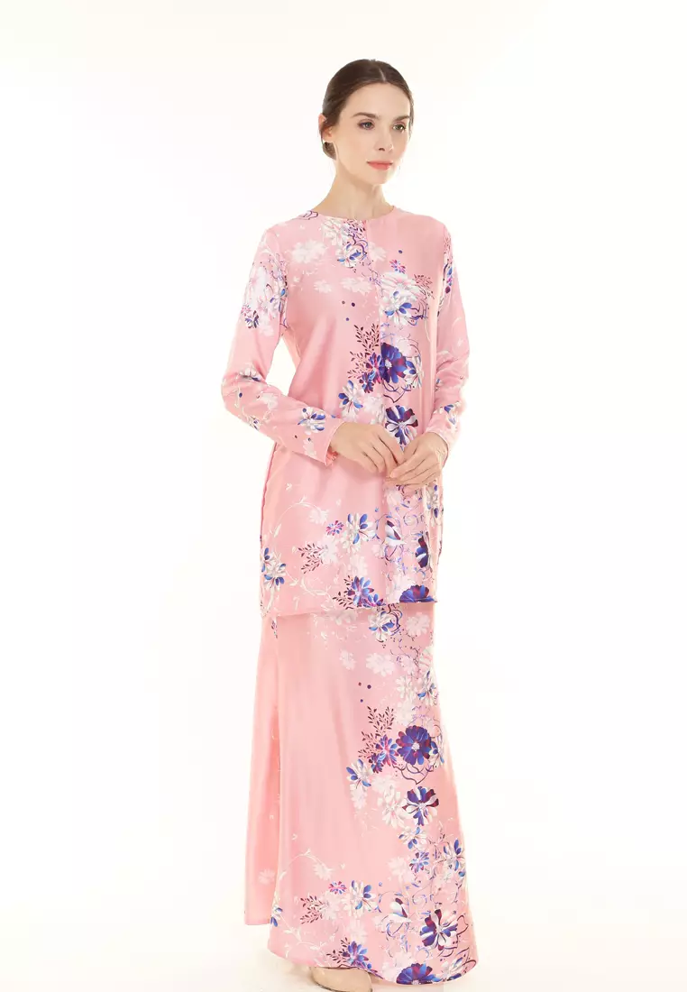 Hanna Printed Kurung Modern in Peach