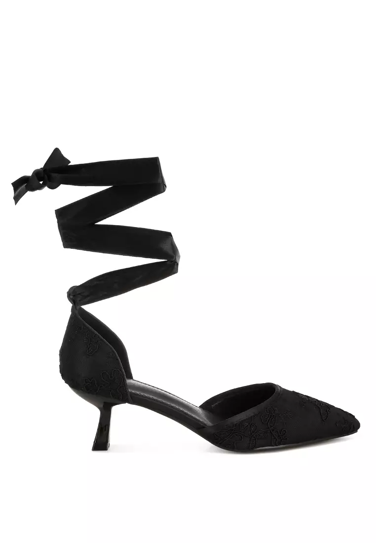 Lace Kitten Heel Sandals in Black