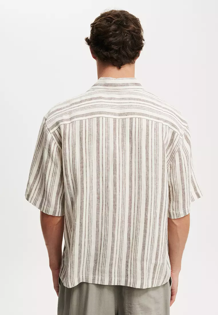 Box Fit Short Sleeve Shirt