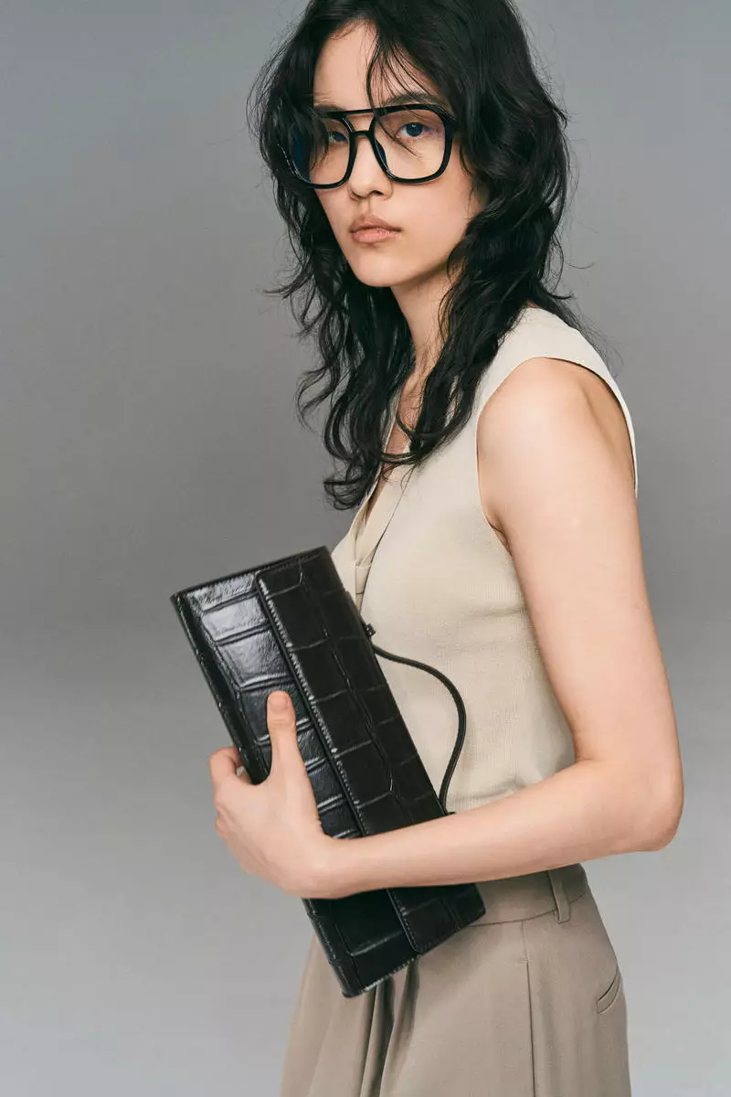 Fine-knit tie-detail top