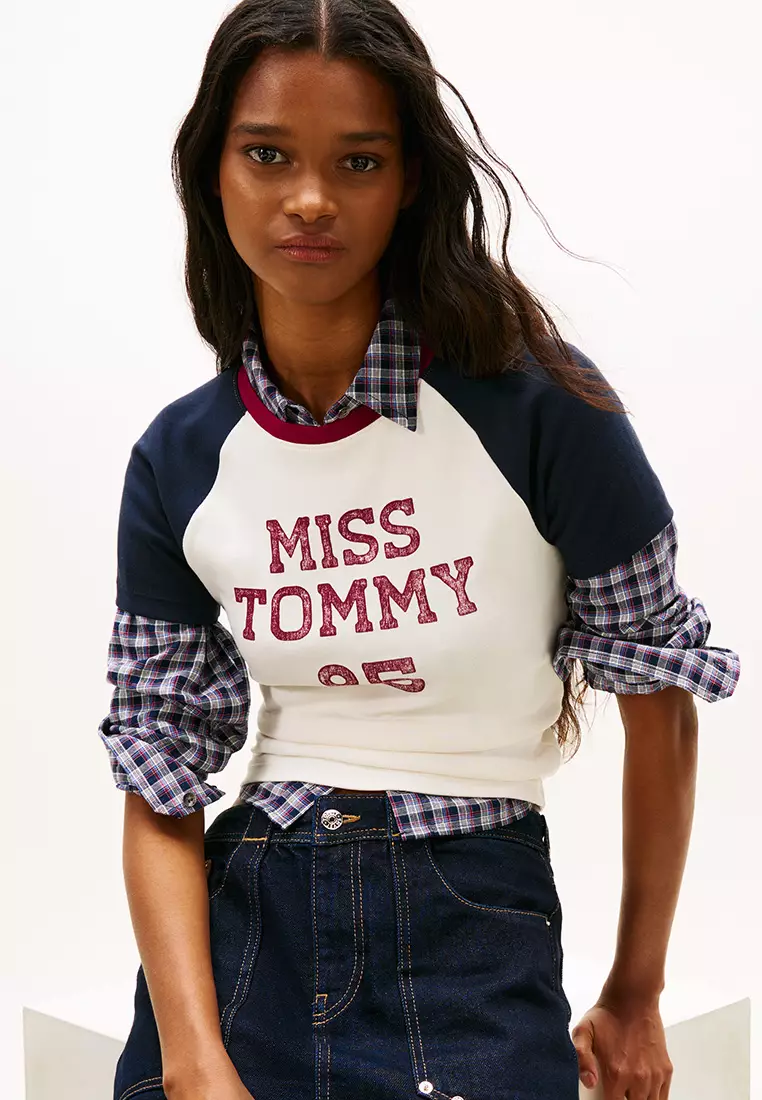 Logo Slim Raglan Sleeves T-Shirt - Tommy Jeans