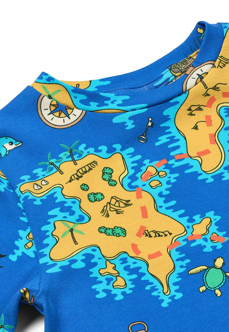 T-shirt with pirate map