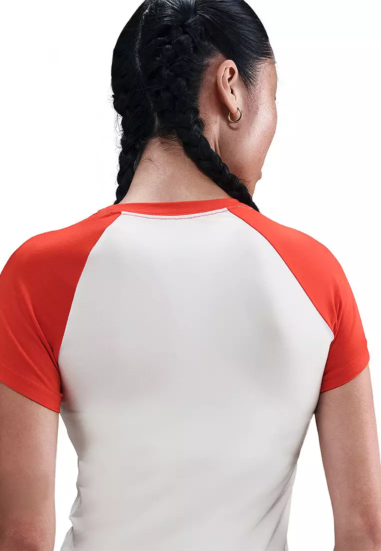 Sportswear Chill Knit Slim Graphic T-Shirt