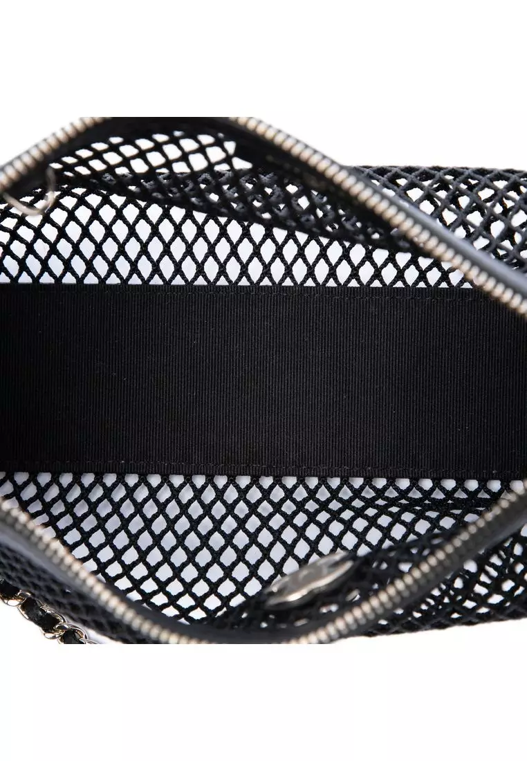 Pre-Loved Chanel Cc Mesh And Shiny Lambskin Clutch With Chain